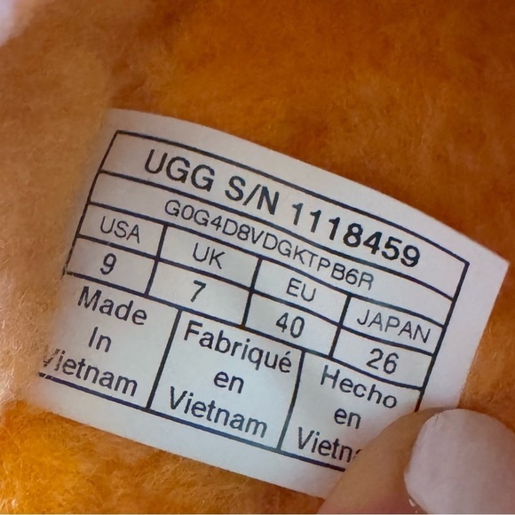 UGG Fluff Yeah Slide Poppy slipper sandal fuzzy orange sheepskin elastic strap 9 - Picture 7 of 11